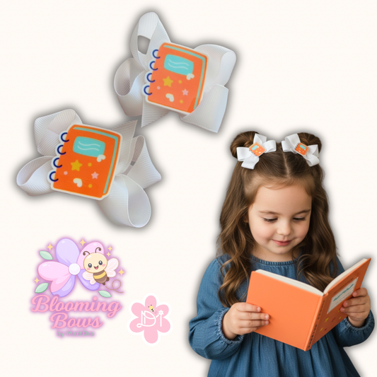 Lazitos Escolares en Par con Resina de Cuaderno | Lazos Blancos para Niñas