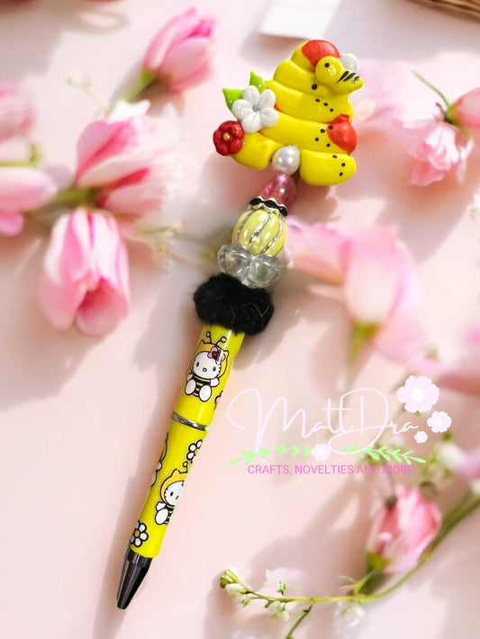 Finished beadable pen with clay in top kitty bee