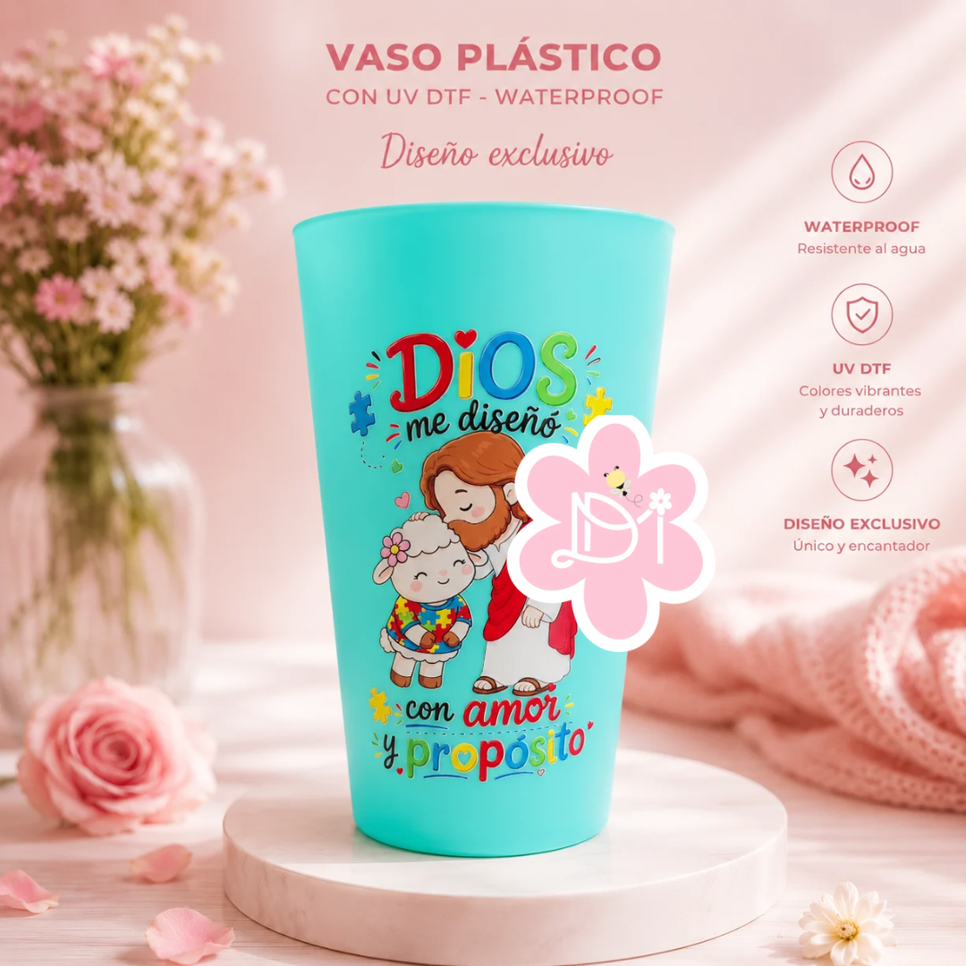 Handnade / Vaso Plástico Petsonalizado Cristiano “Dios Me Diseñó con Amor y Propósito” | UV DTF Waterproof | Diseño Exclusivo MattDra